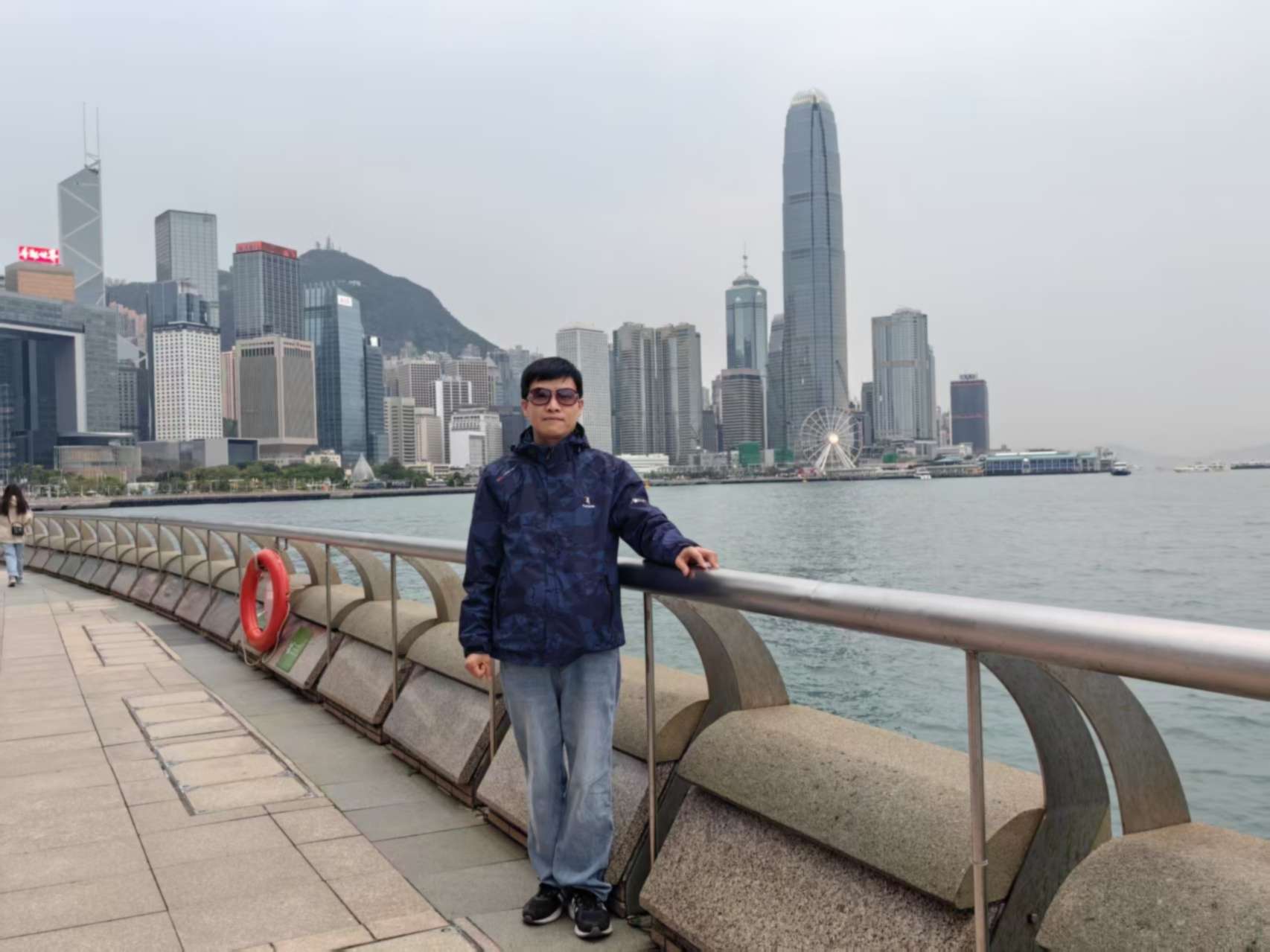 纪江明教授