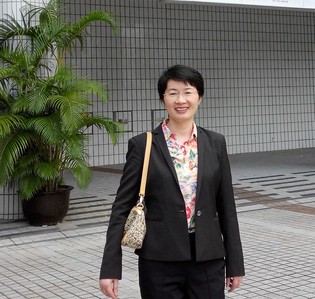柳平生教授